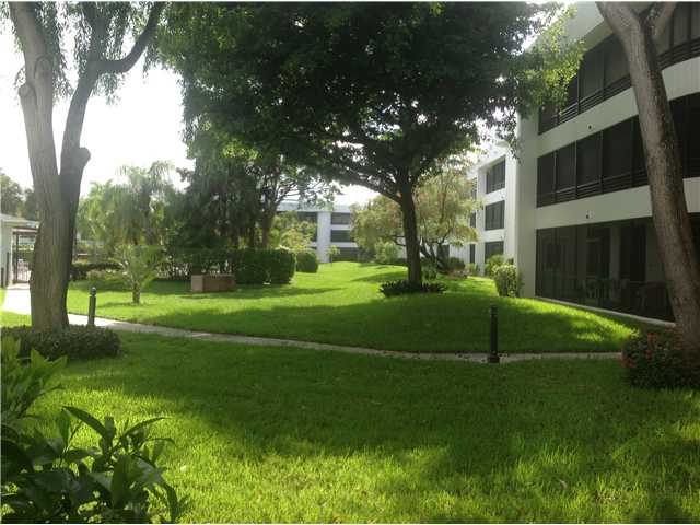  1430 SHERIDAN ST # 4G, Hollywood, Florida photo