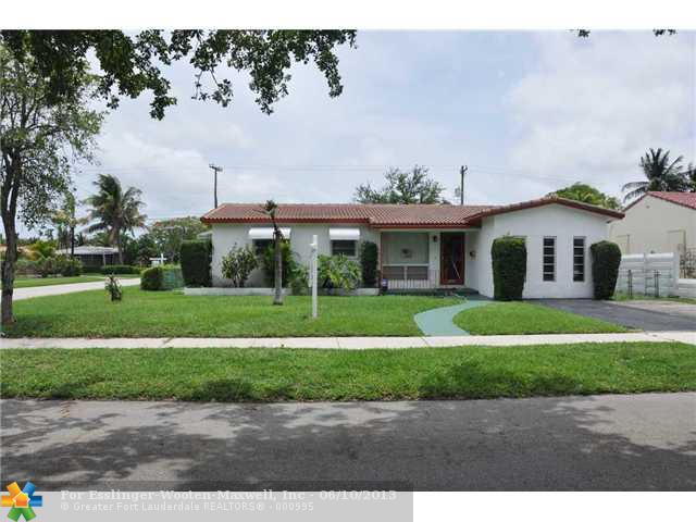  1600 FUNSTON ST, Hollywood, Florida photo