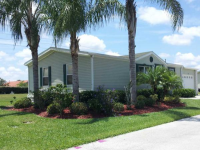  605 St. Augustine Ave., Davenport, FL 5390944