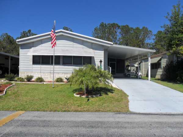  2420 Lakeside Drive, Leesburg, FL photo