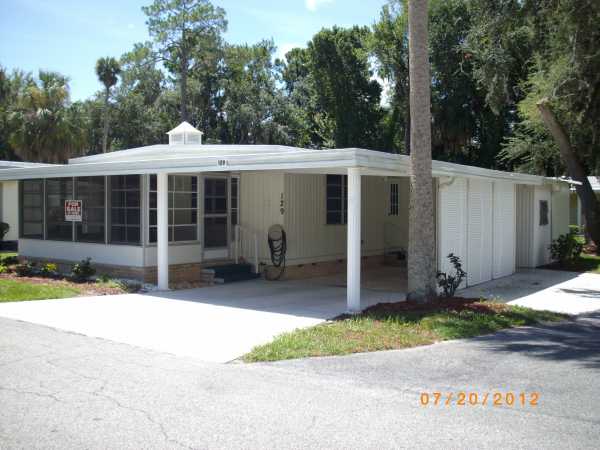  129 Hibiscus, Leesburg, FL photo