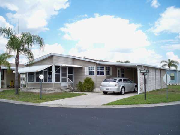  481 Horizon Drive, North Fort Myers, FL photo