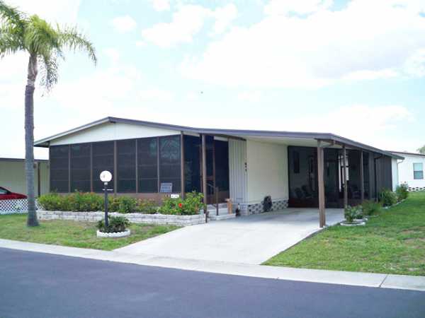  620 Horizon Dr, North Fort Myers, FL photo