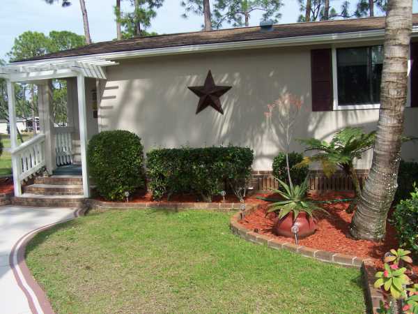  1940 Madera Ct., North Fort Myers, FL photo