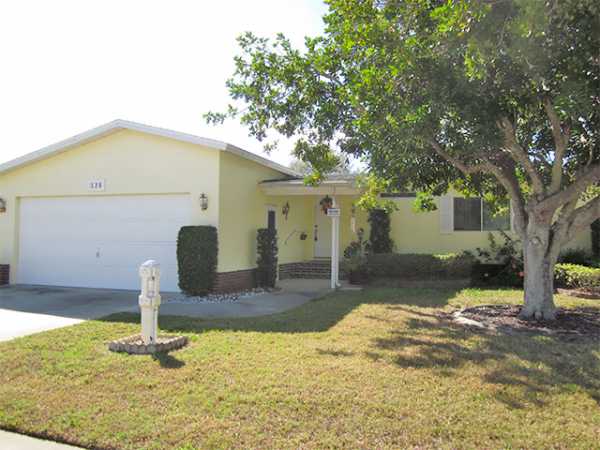  120 Las Palmas Blvd, North Fort Myers, FL photo