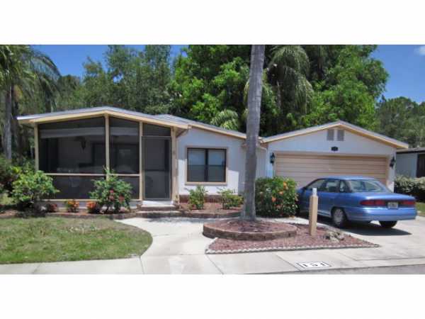  151 Las Palmas Blvd, North Fort Myers, FL photo