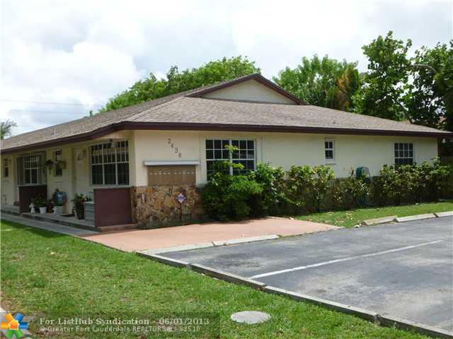  2438 Pierce St Apt 2, Hollywood, Florida  photo