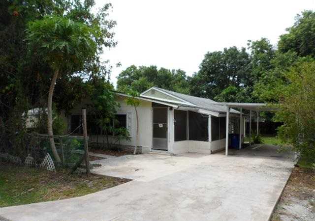  462 San Bernardino St, North Fort Myers, Florida  photo