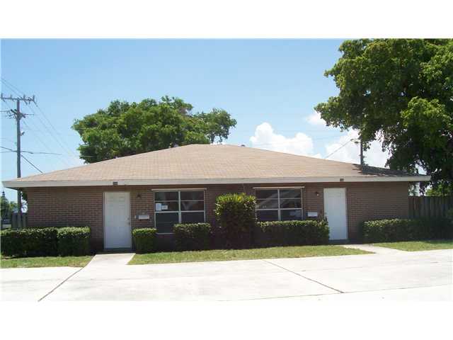  104 And 106 Sw 14th Ave, Boynton Beach, Florida  photo