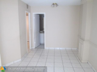  1913 S Ocean Dr Apt 400, Hallandale, Florida  5472003