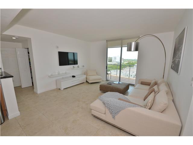  140 S DIXIE HY # 819, Hollywood, Florida photo