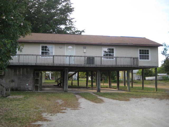  402 S Storter Ave, Everglades City, Florida  photo