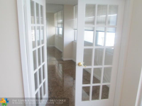  2030 S Ocean Dr Apt 2222, Hallandale, Florida  5533165