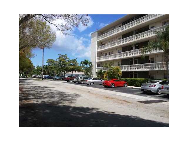  1425 ARTHUR ST # 405A, Hollywood, Florida photo