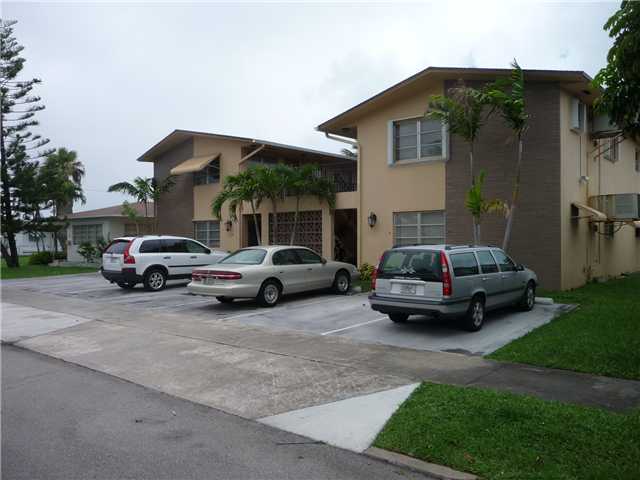  1733 Mayo St # 2, Hollywood, Florida photo