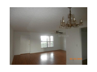  930 85th Ave N Apt 402, Saint Petersburg, Florida  5677429