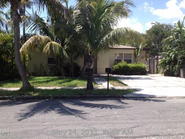  235 Vanderbilt Dr, Lake Worth, Florida  photo