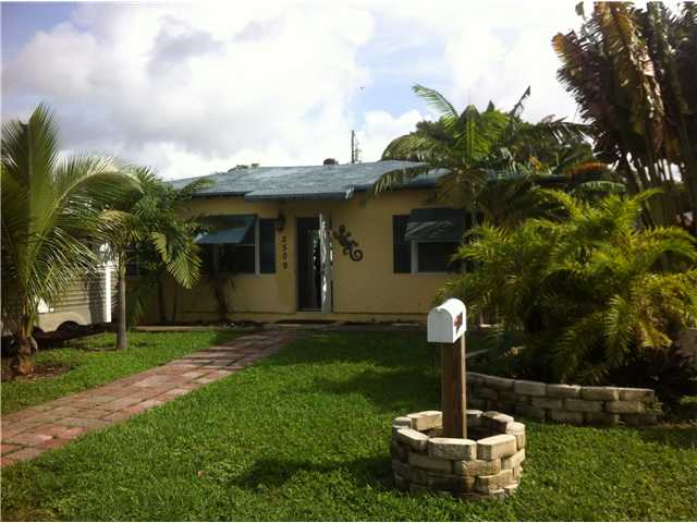  2509 GRANT ST, Hollywood, Florida photo