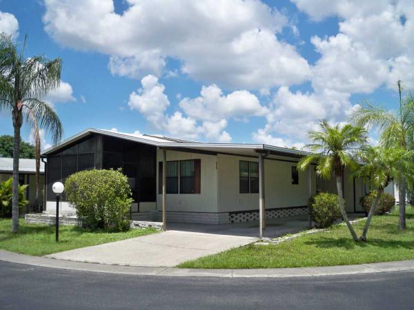  570 Horizon Dr, North Fort Myers, FL photo