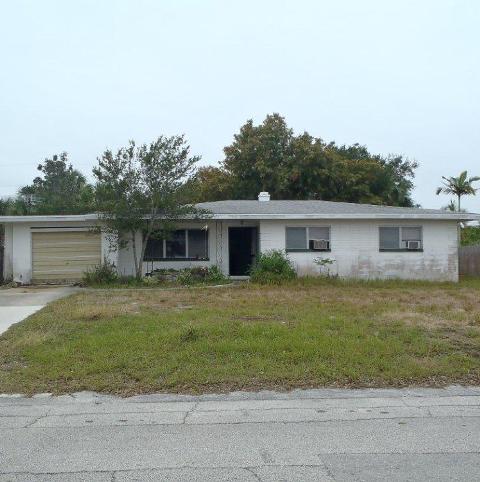  19 Edgewood Drive, Melbourne, FL photo