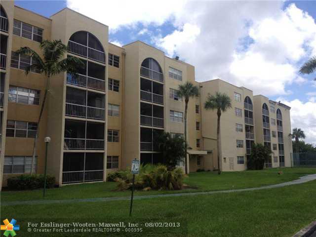  6980 NW 186TH ST # 3-116, Hialeah, Florida photo