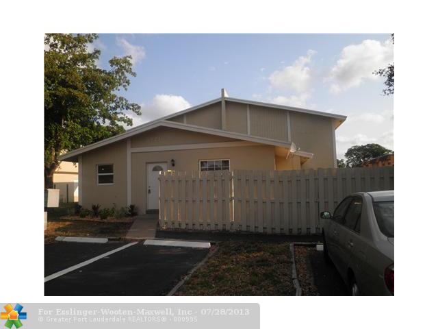  5919 NW 23RD ST # 5919, Lauderhill, Florida photo