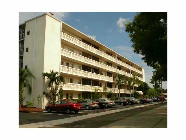  1425 ARTHUR ST # 102A, Hollywood, Florida photo