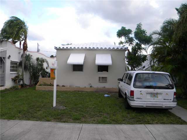  1738 PLUNKETT ST, Hollywood, Florida photo