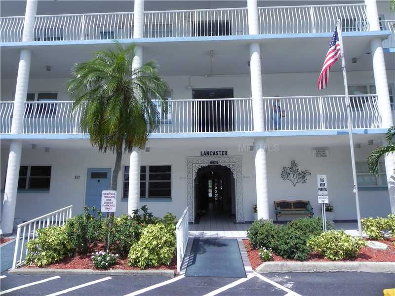  5925 Shore Blvd S Apt 107, Gulfport, Florida  photo