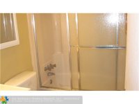  3000 SUNRISE LAKES BLVD # 304, Sunrise, Florida 6032145