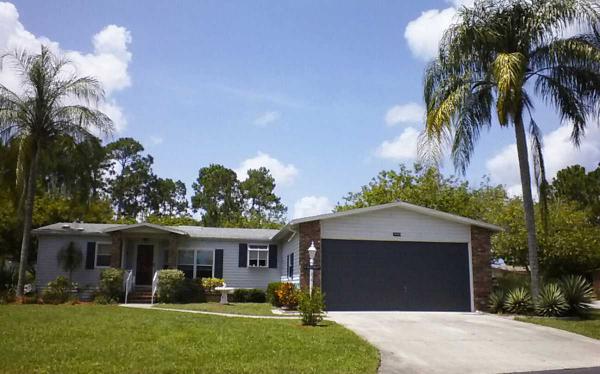  19703 Eagle Trace Ct, North Fort Myers, FL photo