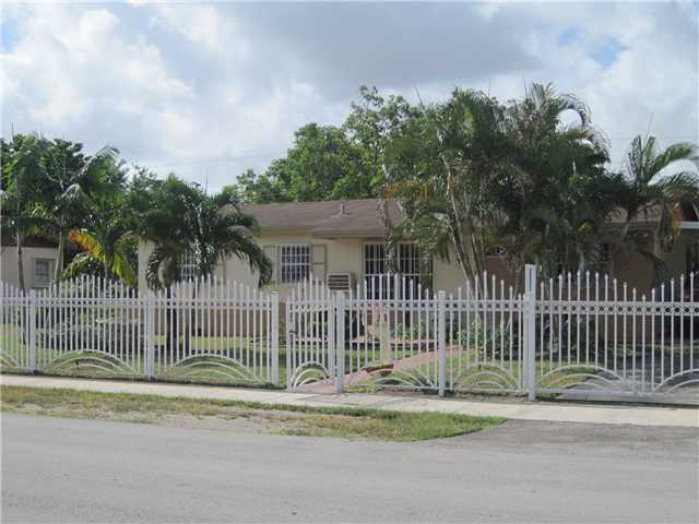  3272 NW 182 ST, Miami, Florida photo