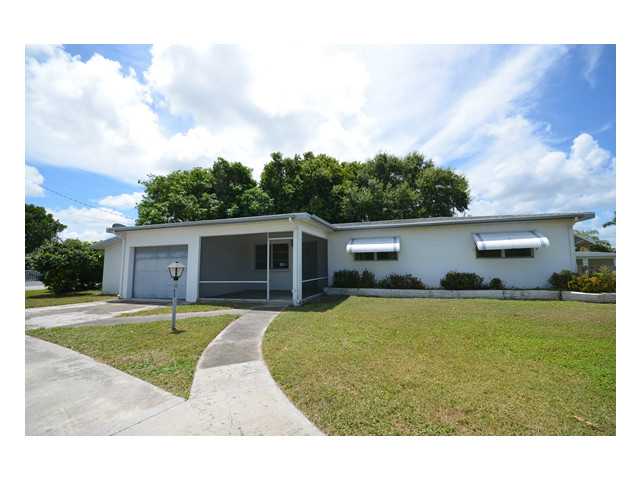  25 Sw Cabana Point Cir, Stuart, Florida  photo