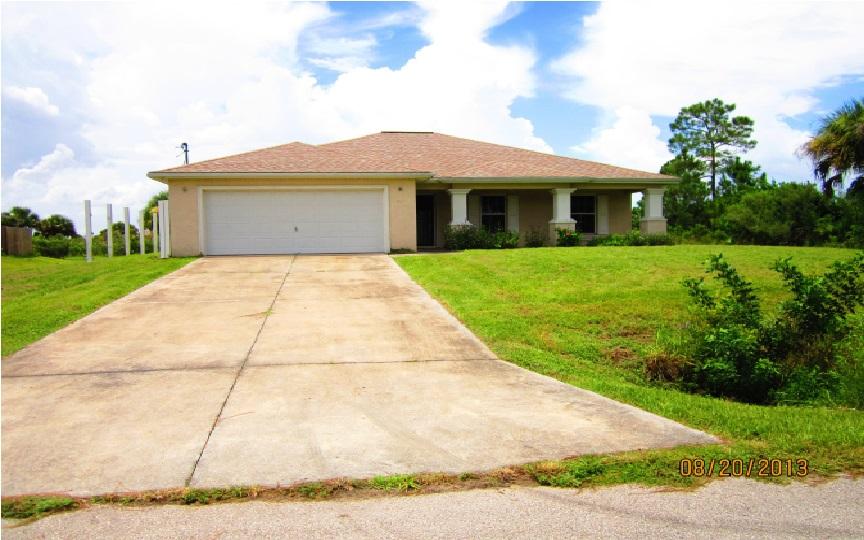  715 Palmetto Ave, Lehigh Acres, FL photo