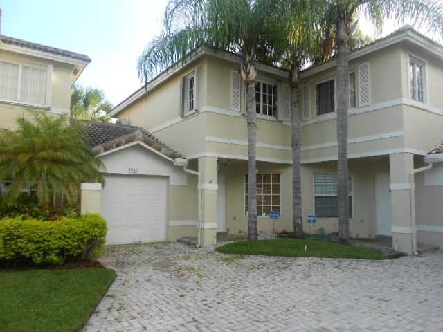  2283 Nw 170th Ave, Pembroke Pines, Florida  photo