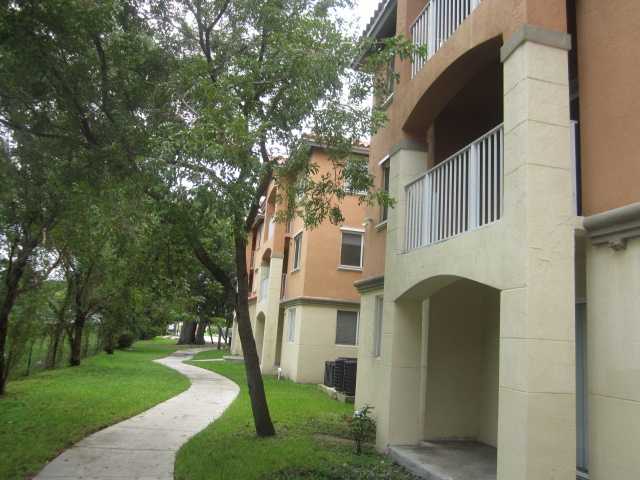  17602 Nw 25th Ave Apt 307, Miami Gardens, Florida  photo