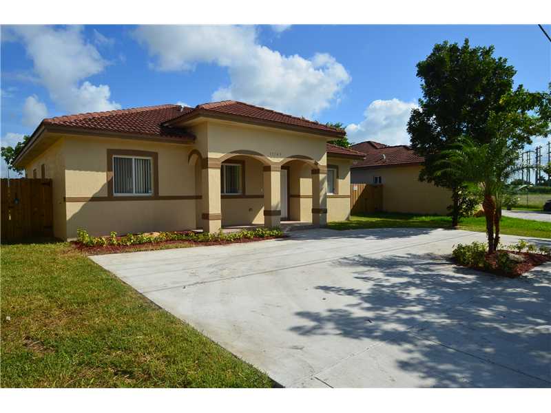  13143 SW 256 ST, Miami, Florida photo