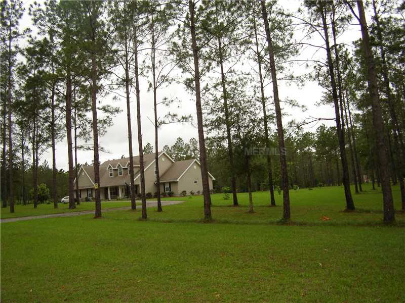  17427 COUNTRY SQUIRE LN, Dade City, FL photo