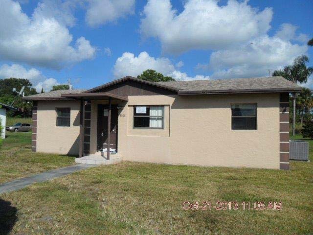  3304 Avenue Q, Fort Pierce, FL photo