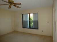  896 N Federal Hwy Apt 124, Lantana, FL 7229977