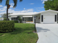  105 SW 14th Street, Boynton Beach, FL 7286048