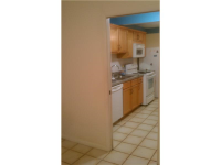  18904 WEST LAKE DR # 18904, Hialeah, Florida 7349558