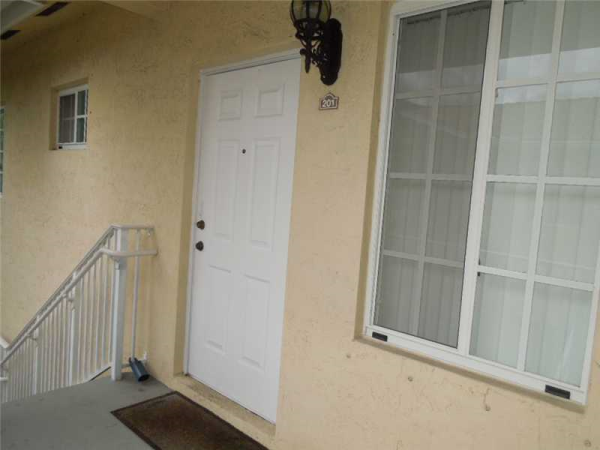  6972 NW 179 ST # 201-4, Hialeah, Florida photo