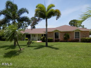  1699 SE BLOCKTON AVE, Port Saint Lucie, FL photo