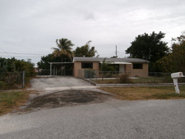  444 Tuskegee Drive, Lake Worth, FL photo