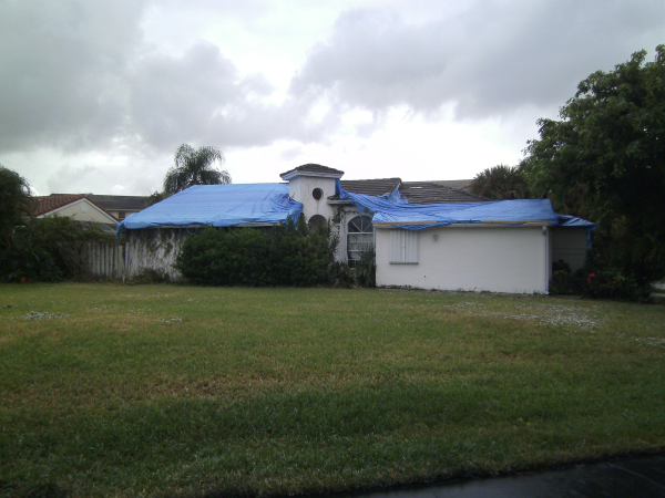  1018 Fairfax Cir, Boynton Beach, FL photo