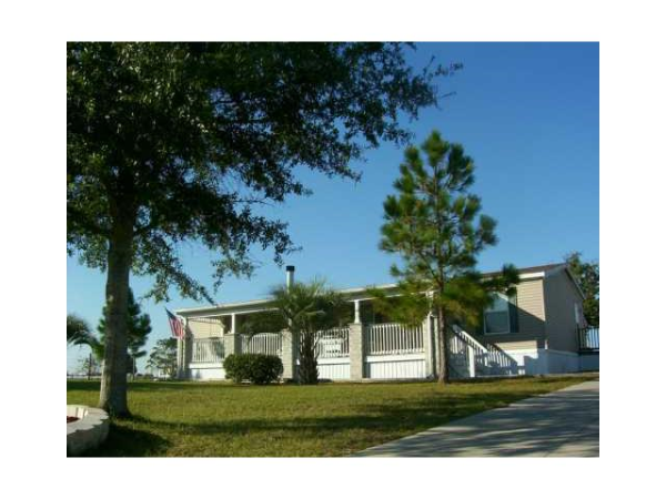  4825 MARION COUNTY RD, Weirsdale, FL photo