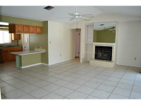  1908 Oak Cir Unit #8-A, Tavares, FL 8493369