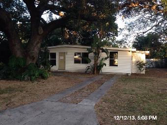  7111 Onyx Dr North, St Petersburg, FL photo