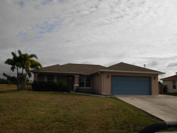  3913 NE 16th Ave, Cape Coral, FL photo